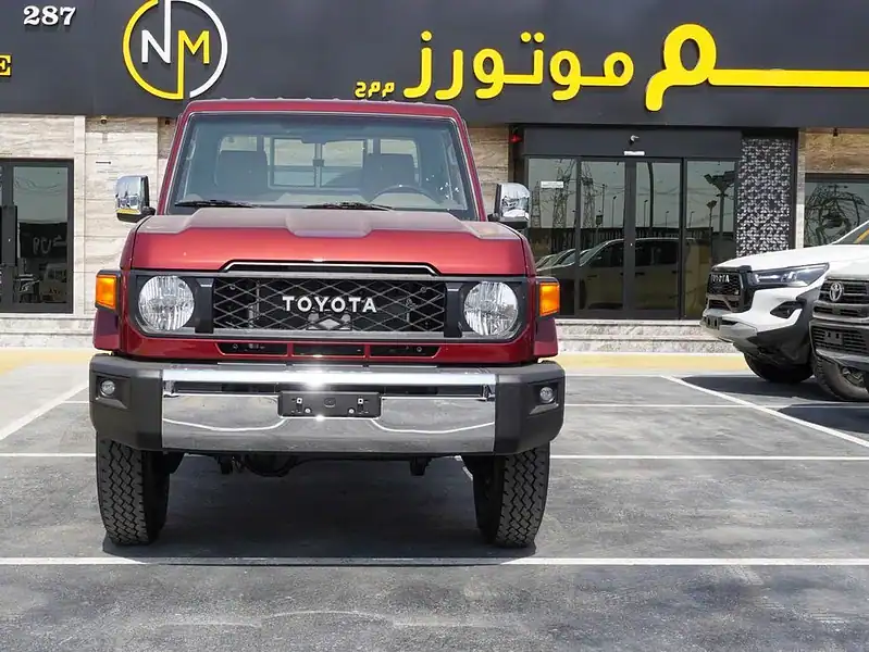 2025 Toyota Land Cruiser Pick Up LX 4.0 litre V6 Engine Burgundy Beige