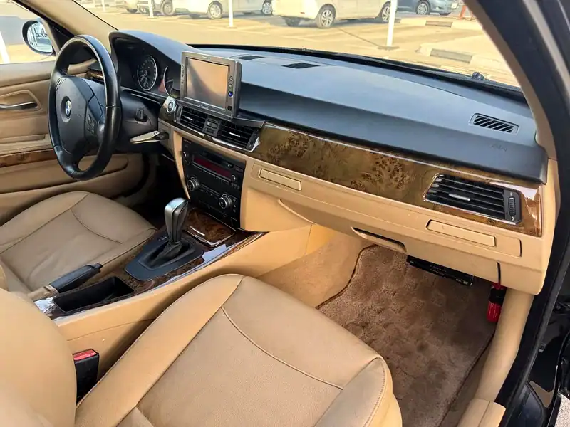 2007 BMW 3-Series 323i 6 Cylinders Engine Black Beige Sedan