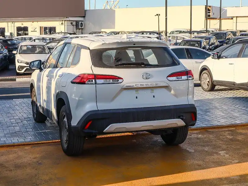 Toyota Corolla Cross 1.8L XL 2025 Toyota Corolla Cross 1.8L White Red