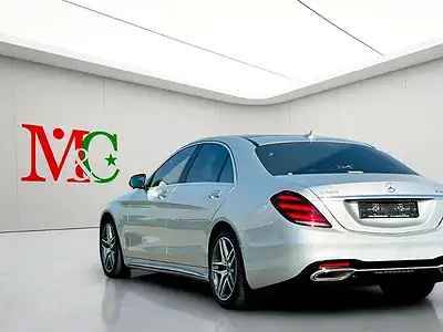 2018 Mercedes-Benz S-Class S 560 4MATIC 8 Cylinder Engine Silver Black