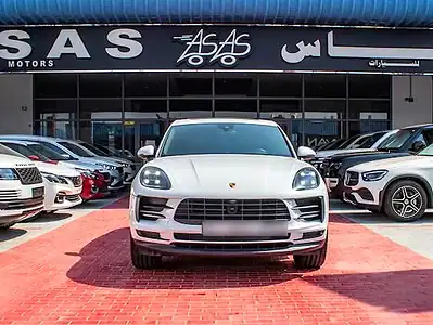 2020 Porsche Macan Standard 4 Cylinders Engine GCC Specs White Red