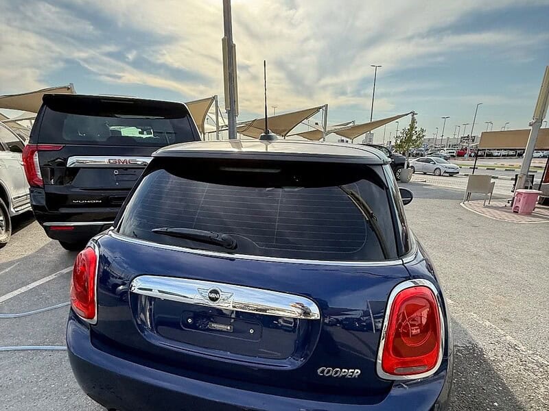 2015 Mini Cooper D Countryman 2.0L Petrol Blue Black Hatchback