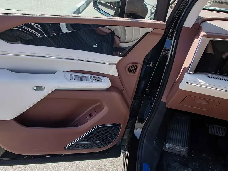 2025 BYD Xia DM-I 180KM EXELLENCE EDITION Hybrid Van Black Beige