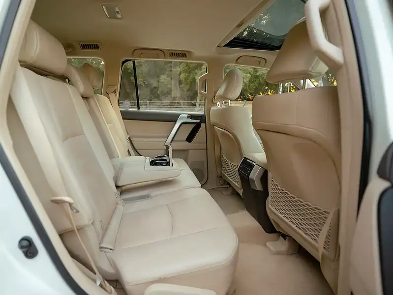 2022 Toyota Prado VXR 6 Cylinder SUV GCC Specs White Beige 4WD