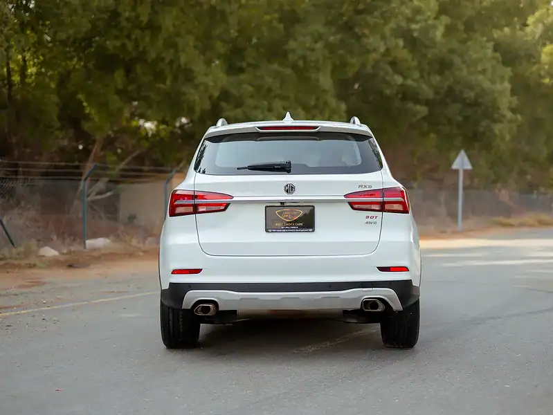 2023 MG RX5 Luxury 4 Cylinder Engine GCC Specs White Red AWD