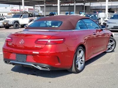 MERCEDES-BENZ E 400 RED 2018 Petrol
