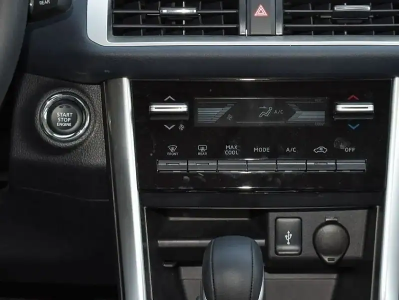 2025 Mitsubishi XpanderCross 1.5L A/T FWD Petrol White Black GCC Specs