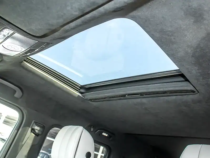 2022 Mercedes-Benz G-Class G 63 AMG 4.0 litre V8 Bi-Turbo Blue Beige