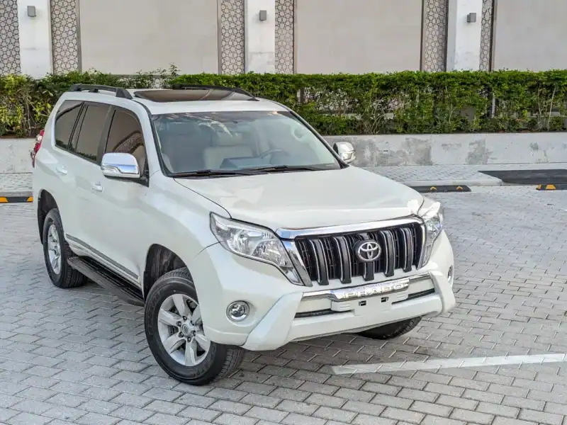 2015 Toyota Prado VXR FULL OPTION V6 Engine 4.0L GCC White Beige