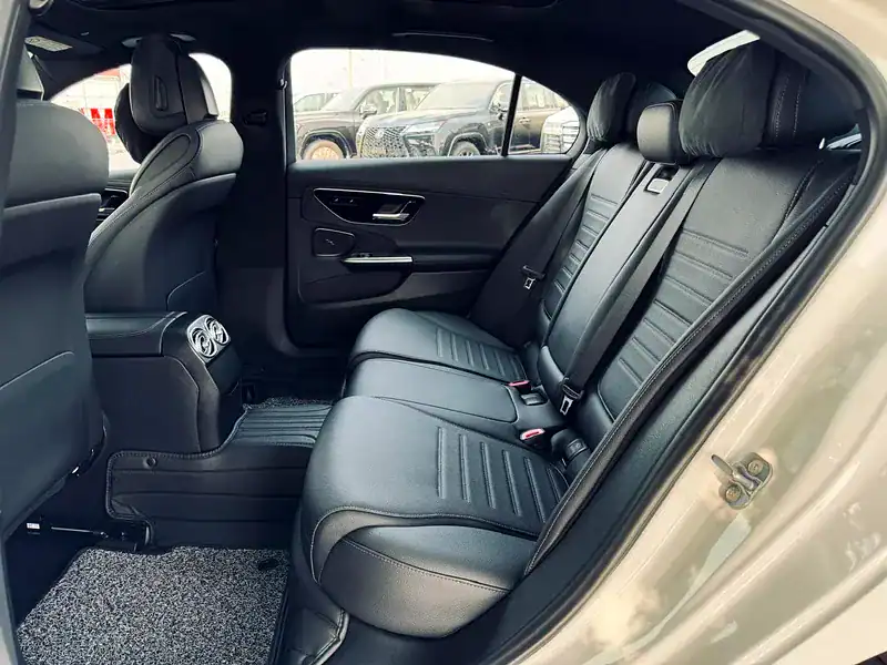 2024 Mercedes-Benz C-Class C260 L CLEAN TITLE and Neat Car White Black