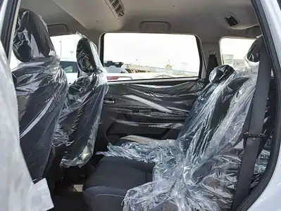 2025 Mitsubishi XpanderCross 1.5L A/T FWD Petrol White Black GCC Specs