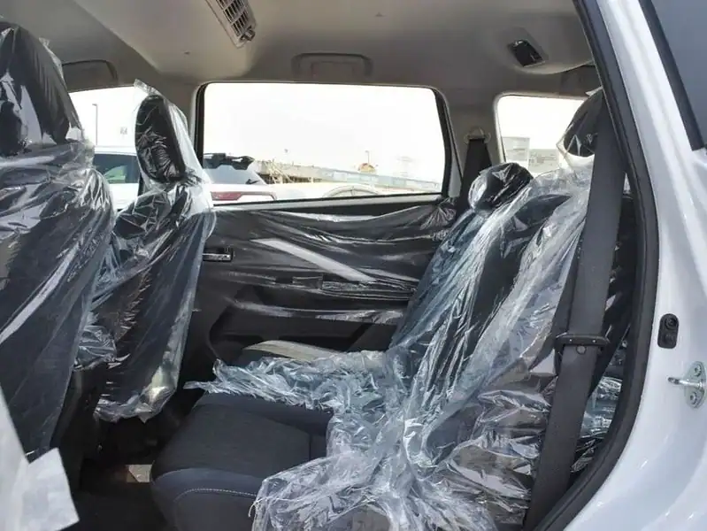 2025 Mitsubishi XpanderCross 1.5L A/T FWD Petrol White Black GCC Specs