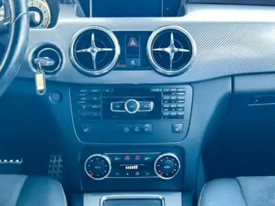 2014 Mercedes-Benz GLK-Class GLK 350 4matic CLEAN CAR White Black