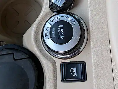 2015 Nissan X-Trail 4WD ID Option Premium Condition GCC Black Beige