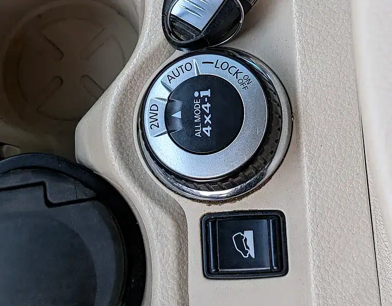 2015 Nissan X-Trail 4WD ID Option Premium Condition GCC Black Beige