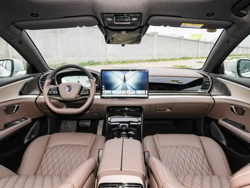 2025 BYD HAN DM-I 125KM ELITE SMART DRIVING EDITION White Brown