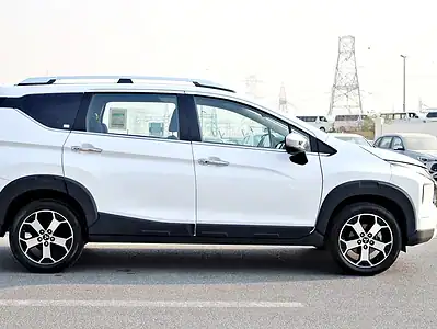 2023 Mitsubishi Xpander Cross Other GCC SPECS Perfect Condition White Black