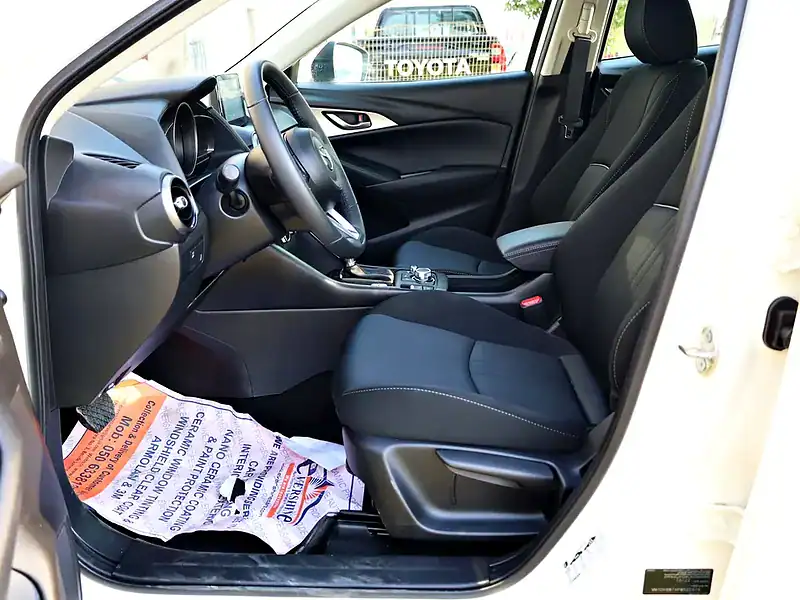 2020 Mazda CX-3 Standard GCC SPECS Clean Title Perfect Condition White Black