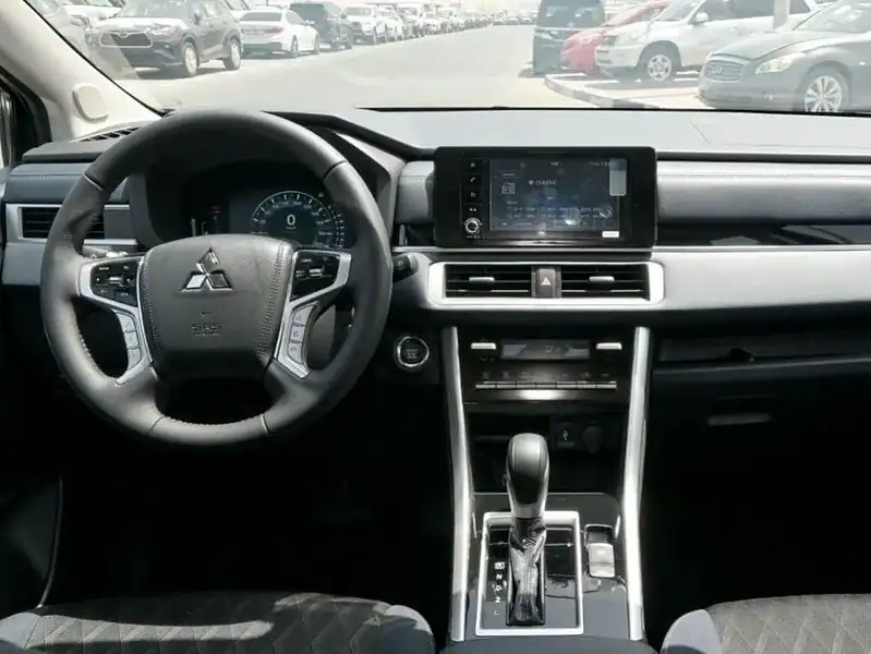 2025 Mitsubishi Xpander Cross 1.5L AT FWD Petrol Black Black GCC Specs