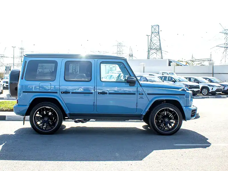 2022 Mercedes-Benz G-Class G 63 AMG 4.0 litre V8 Bi-Turbo Blue Beige