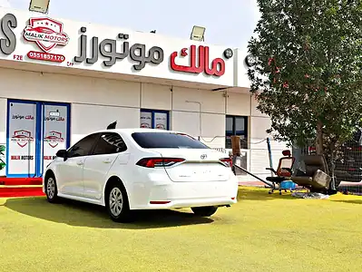 2020 Toyota Corolla XLI Clean Title Perfect Condition GCC Specs White Black