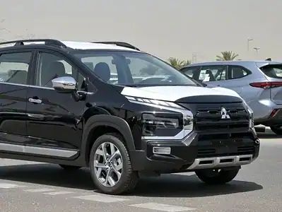 2025 Mitsubishi Xpander Cross 1.5L AT FWD Petrol Black Black GCC Specs