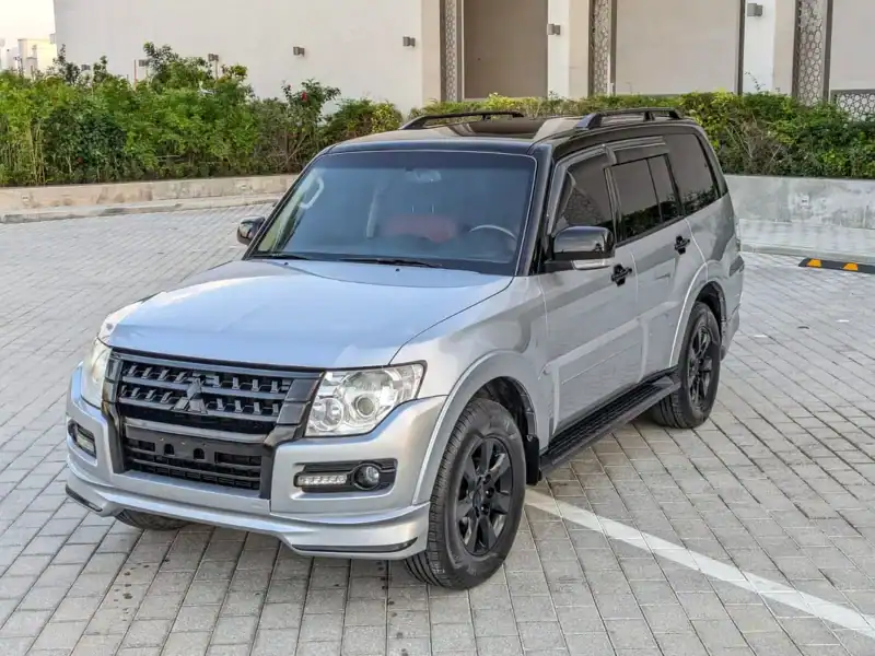 2016 Mitsubishi Pajero GLS MID MODIFIED SIGNATURE EDITION Silver Red