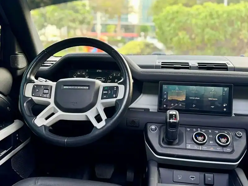 2022 Land Rover Defender P400 110 First Edition 3.0L Grey Black