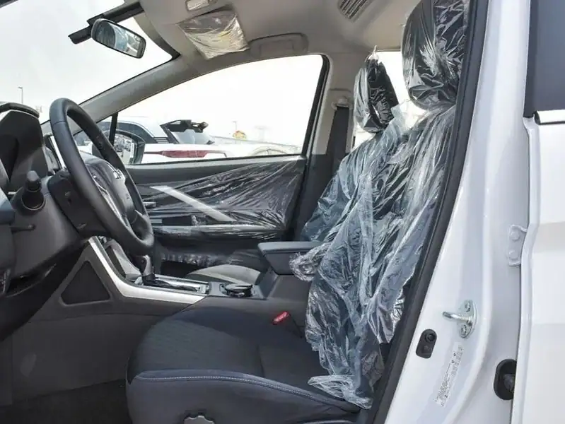 2025 Mitsubishi XpanderCross 1.5L A/T FWD Petrol White Black GCC Specs