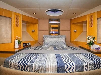 Majesty Yacht 44 FT Dubai UAE