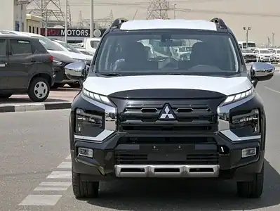 2025 Mitsubishi Xpander Cross 1.5L AT FWD Petrol Black Black GCC Specs