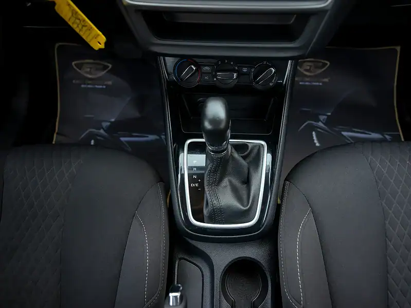 2022 MG 5 Comfort 4 Cylinders Engine Grey White GCC Specs FWD