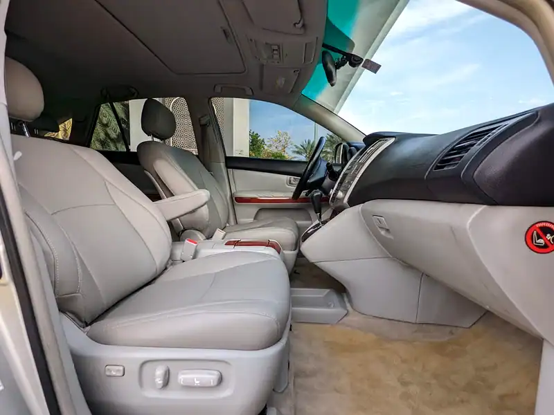 2004 Lexus RX-Series Full Option IN EXCELLENT CONDITION Silver Grey