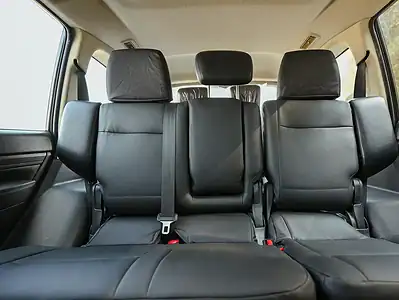 2022 Mitsubishi Pajero GLS 6 Cylinders Engine White Black GCC Specs 4WD