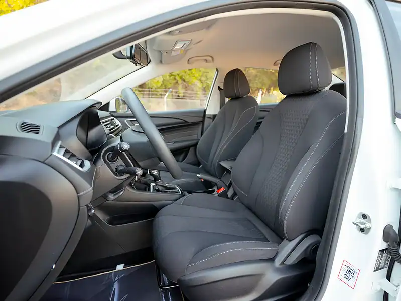 2022 MG 5 Comfort 4 Cylinders Engine Grey White GCC Specs FWD