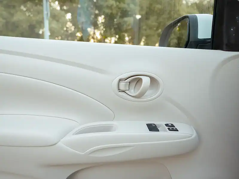 2024 Nissan Sunny SV 4 Cylinders Engine White Beige GCC Specs FWD