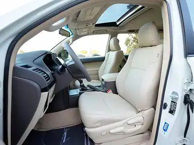 2022 Toyota Prado GXR 6 Cylinders Engine White Beige GCC Specs 4WD