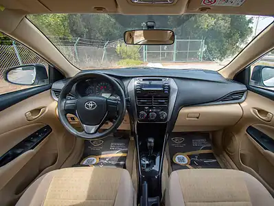 2022 Toyota Yaris E 4 Cylinders Engine White Beige GCC Specs FWD