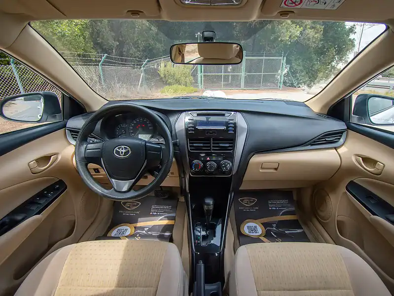 2022 Toyota Yaris E 4 Cylinders Engine White Beige GCC Specs FWD