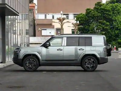 2025 BYD Leopard Titanium 7 ULTRA EDITION SMART DRIVING EDITION Green Orange