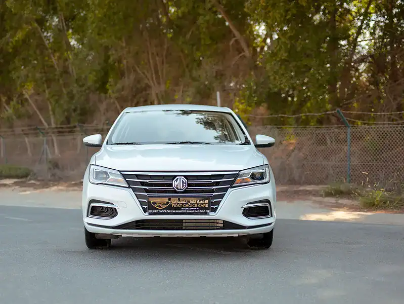 2022 MG 5 Comfort 4 Cylinders Engine Grey White GCC Specs FWD