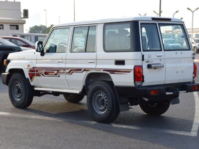 2025 Toyota Land Cruiser LC 78 HARDTOP White Brown Manual