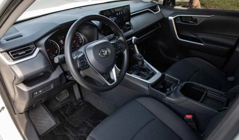 2025 Toyota RAV 4 2.0L CVT 2.0L Petrol White Black