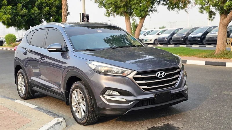 2018 Hyundai Tucson Comfort 4 Cylinder Engine SUV Grey Beige