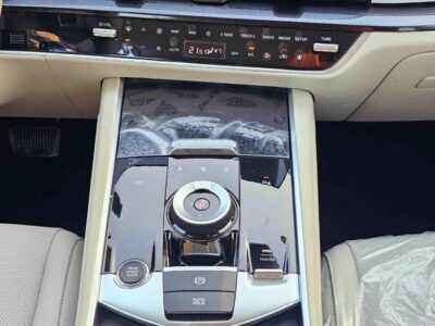 2025 Kia Sportage PREMIUM SMART VERSION 1.5L V4 PETROL White Beige