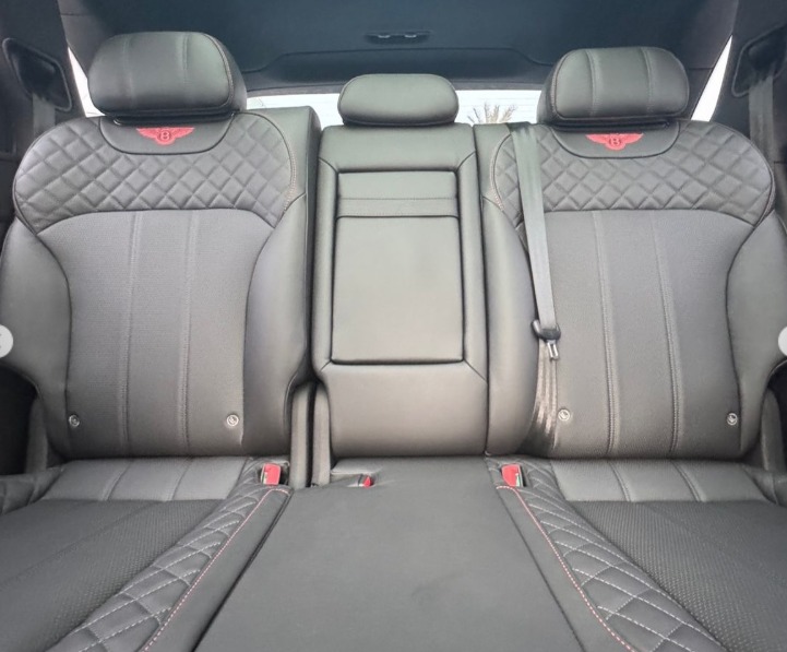 2017 BENTLEY BENTAYGA MULLINER 6.0-liter twin-turbocharged W12 White