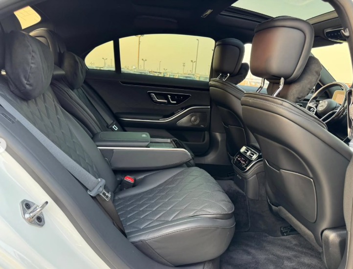 2022 MERCEDES BENZ S580 AMG V8 AUCTION GRADE 4.5/B White Black