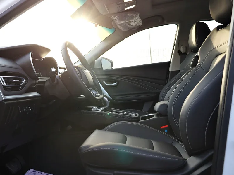 2023 Jetour X70 Comfort 4 Cylinder Engine GCC Specs White Black