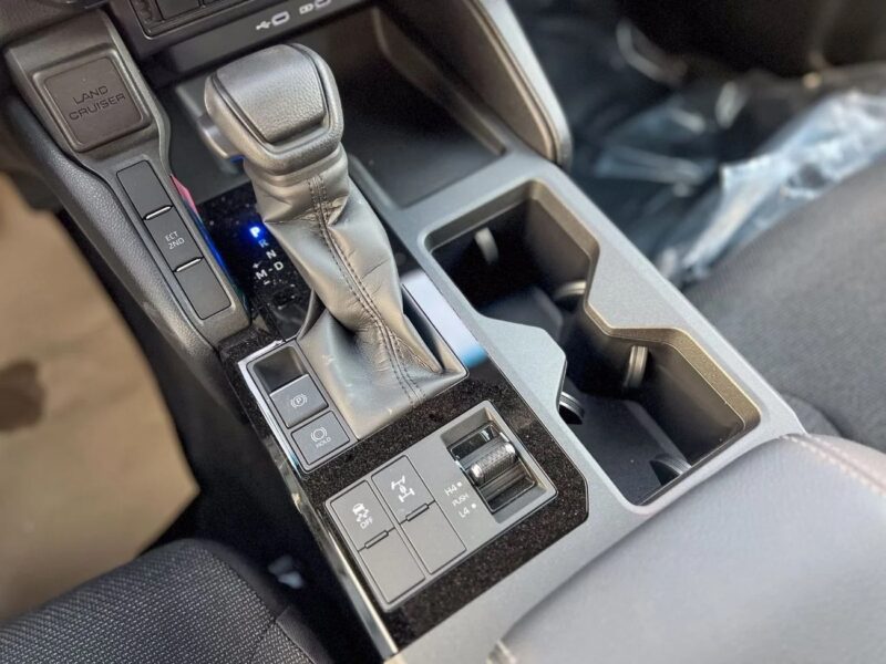 2025 Toyota Prado TOYOTA PRADO 2.4L UBRAN BASIC White Black