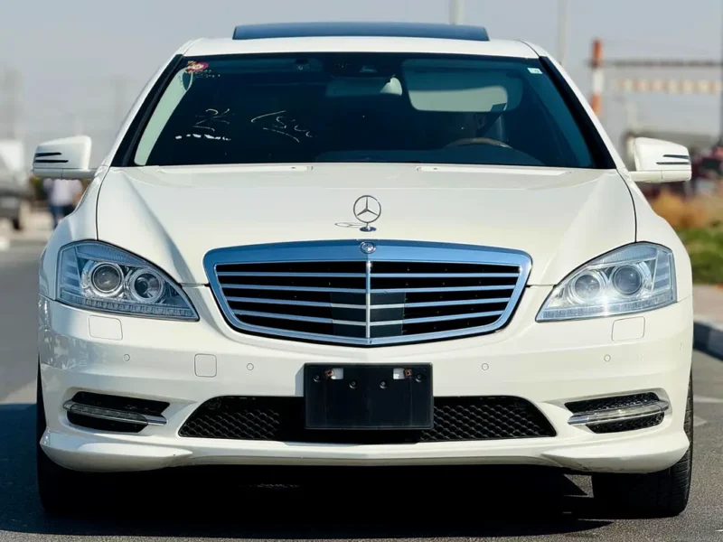 2012 Mercedes-Benz S-Class S 350 Neat and Clean Car White Black